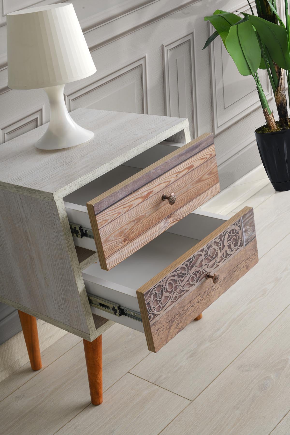 Malmo in Weisser Walnuss präsentiert im Onlineshop von KAQTU Design AG. Nachttisch ist von Hanah Home