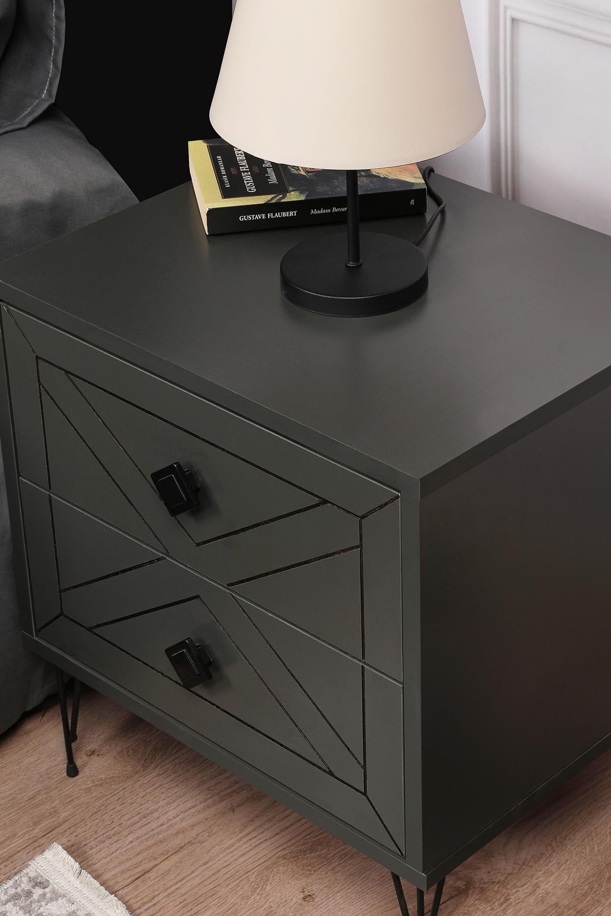 Luna - Anthracite in Anthrazit präsentiert im Onlineshop von KAQTU Design AG. Nachttisch ist von Hanah Home
