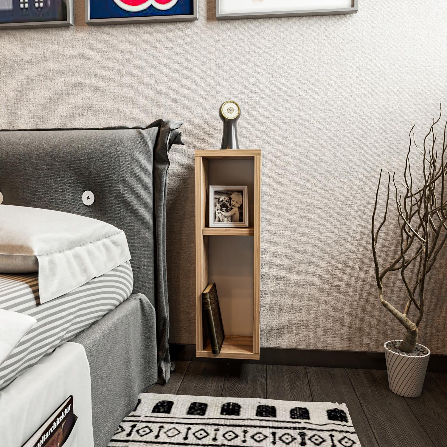 Turra - Pine in Kiefer präsentiert im Onlineshop von KAQTU Design AG. Nachttisch ist von Hanah Home