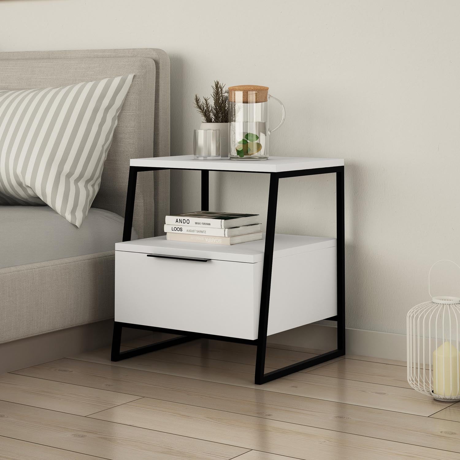 Pal - White in Weiss präsentiert im Onlineshop von KAQTU Design AG. Nachttisch ist von Hanah Home