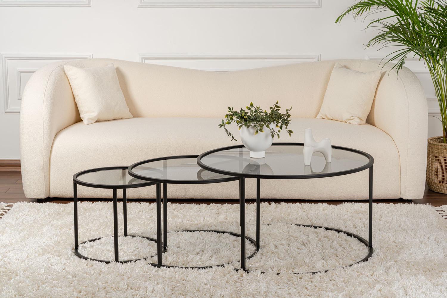 Aurum - 80, 60, 42 - Black, Grey in Schwarz
 Grau präsentiert im Onlineshop von KAQTU Design AG. Beistelltisch ist von Nordure