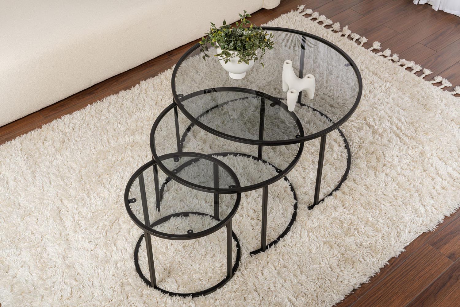 Aurum - 80, 60, 42 - Black, Grey in Schwarz
 Grau präsentiert im Onlineshop von KAQTU Design AG. Beistelltisch ist von Nordure