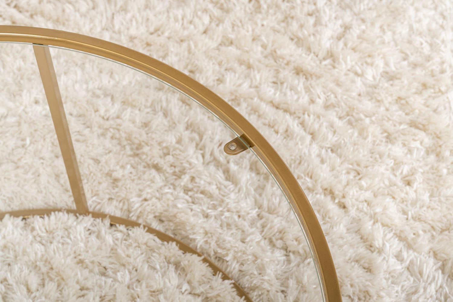 Aurum - 80 - Gold, Transparent in Gold Transparent präsentiert im Onlineshop von KAQTU Design AG. Beistelltisch ist von Nordure