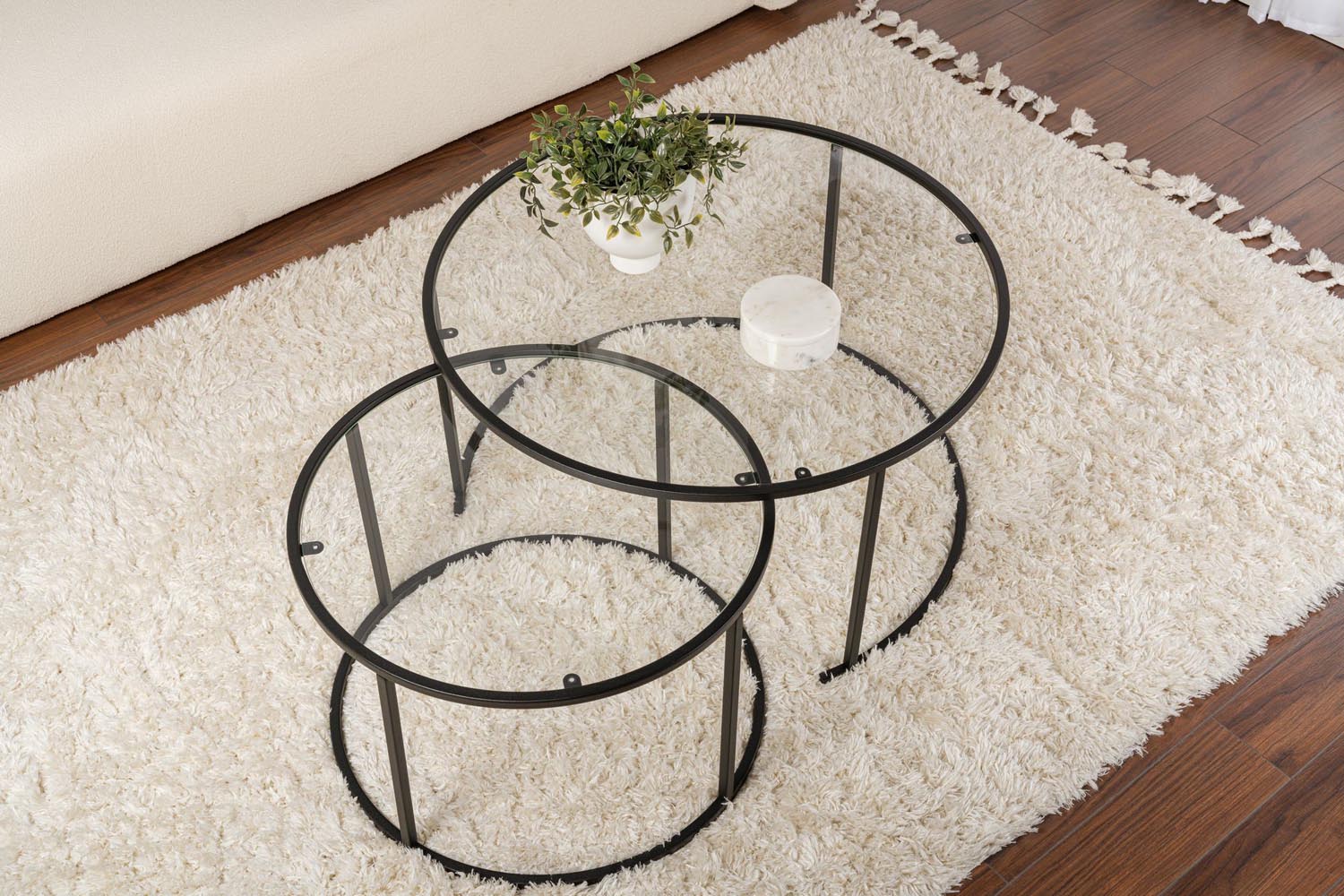 Aurum - 80, 60 - Black, Transparent in Schwarz Transparent präsentiert im Onlineshop von KAQTU Design AG. Beistelltisch ist von Nordure