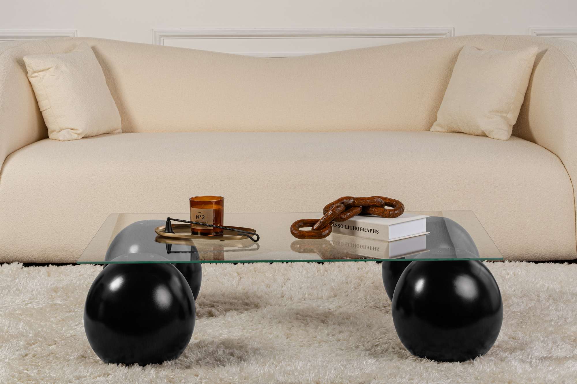 Sera - Black, Transparent in Schwarz Transparent präsentiert im Onlineshop von KAQTU Design AG. Beistelltisch ist von Nordure
