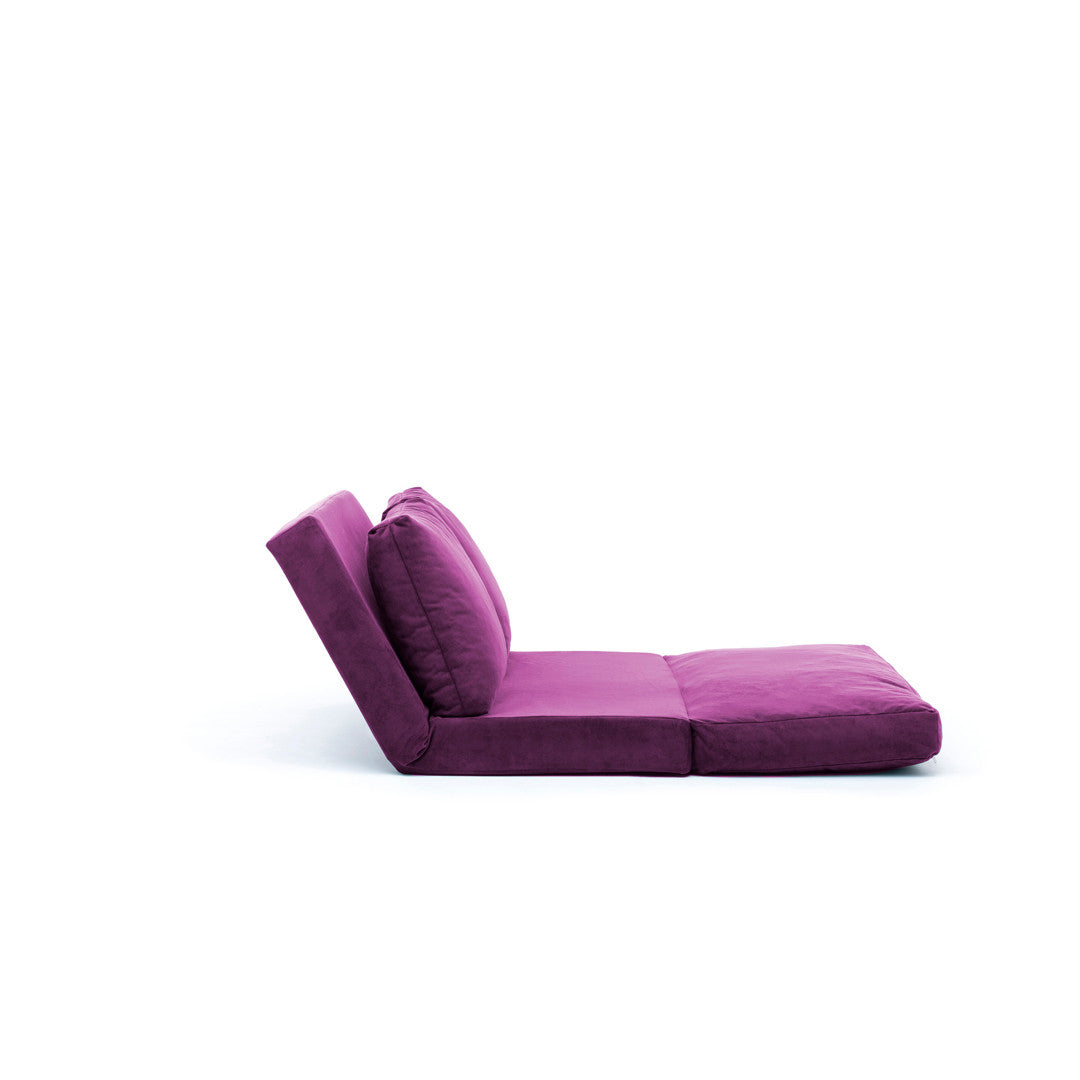 Taida - Purple in Lila präsentiert im Onlineshop von KAQTU Design AG. Bettsofa ist von Atelier Del Sofa