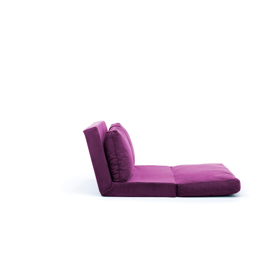 Taida - Purple in Lila präsentiert im Onlineshop von KAQTU Design AG. Bettsofa ist von Atelier Del Sofa
