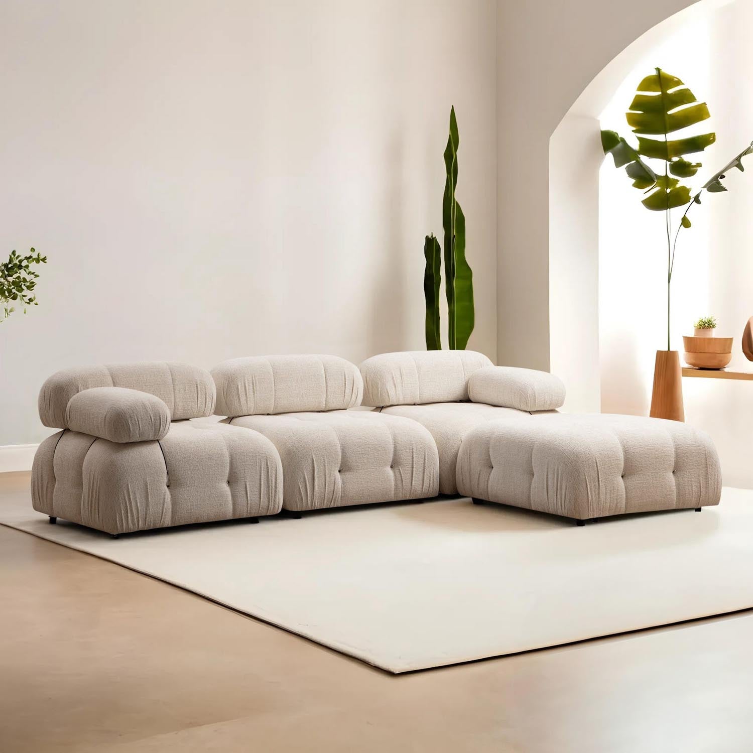 Bubble Cream Bouclette L1-O1-1R-PUF in Sahne präsentiert im Onlineshop von KAQTU Design AG. Ecksofa ist von Atelier Del Sofa