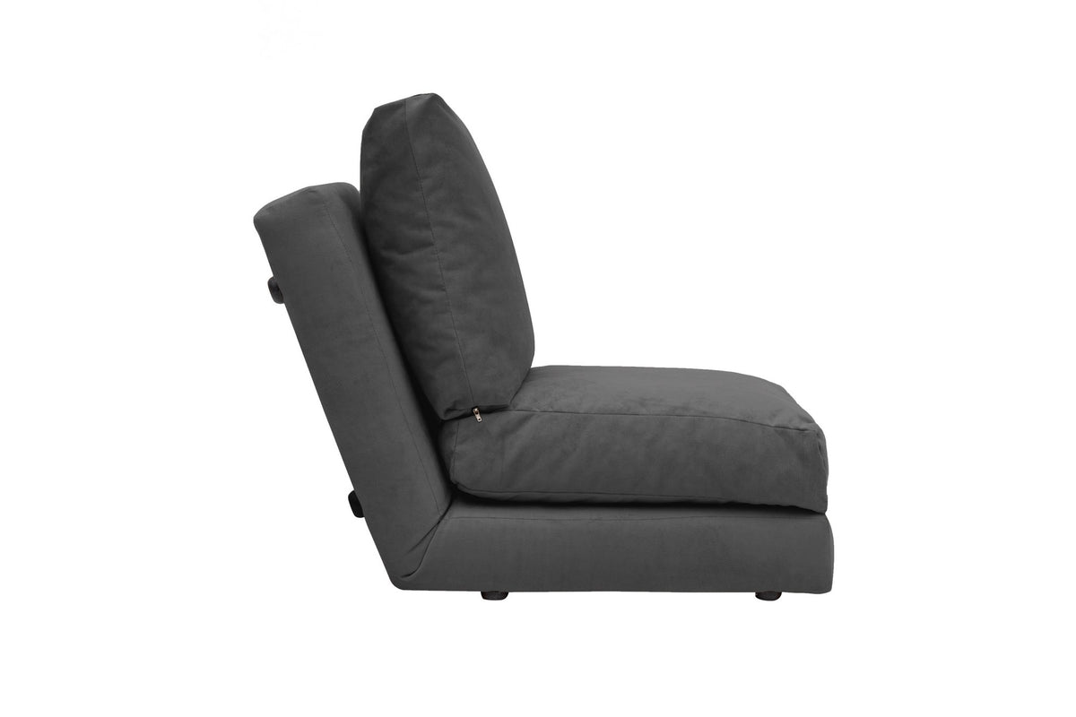 Taida Bettsofa - Grau in Grau präsentiert im Onlineshop von KAQTU Design AG. Bettsofa ist von Atelier Del Sofa