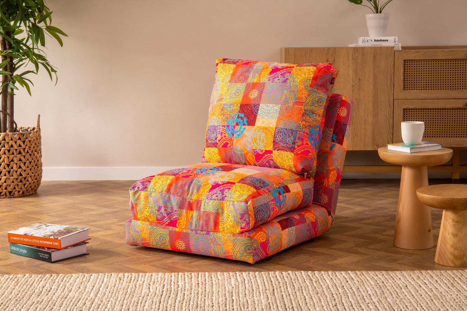 Taida 1 - Seater - Patchwork in Mehrfarbig präsentiert im Onlineshop von KAQTU Design AG. Bettsofa ist von Atelier Del Sofa