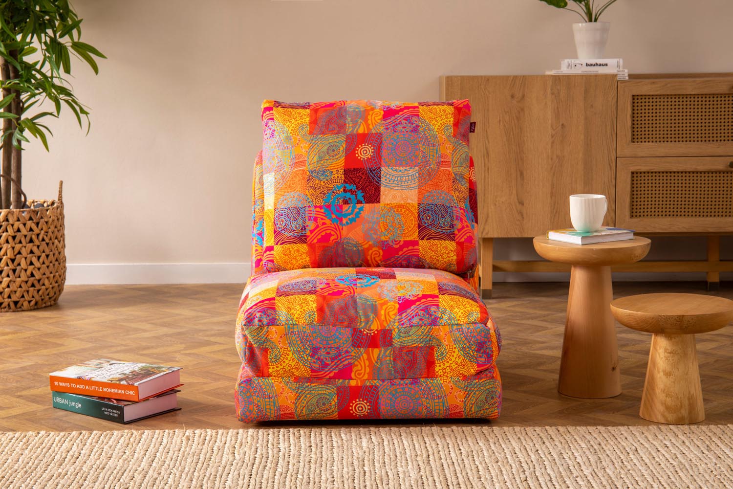 Taida 1 - Seater - Patchwork in Mehrfarbig präsentiert im Onlineshop von KAQTU Design AG. Bettsofa ist von Atelier Del Sofa