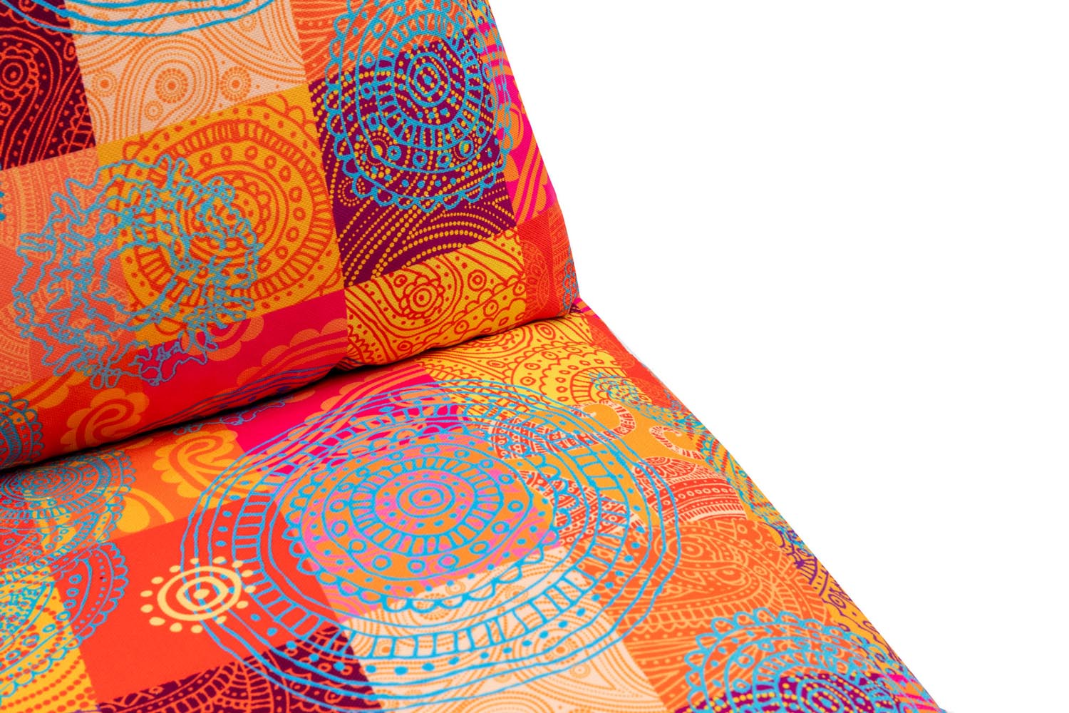 Taida 1 - Seater - Patchwork in Mehrfarbig präsentiert im Onlineshop von KAQTU Design AG. Bettsofa ist von Atelier Del Sofa
