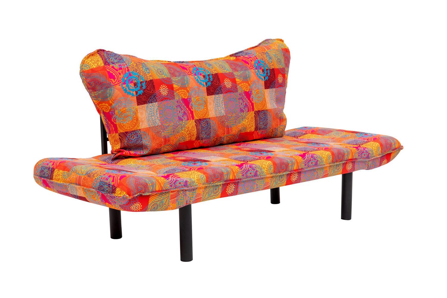 Chatto - Patchwork in Mehrfarbig präsentiert im Onlineshop von KAQTU Design AG. Bettsofa ist von Atelier Del Sofa