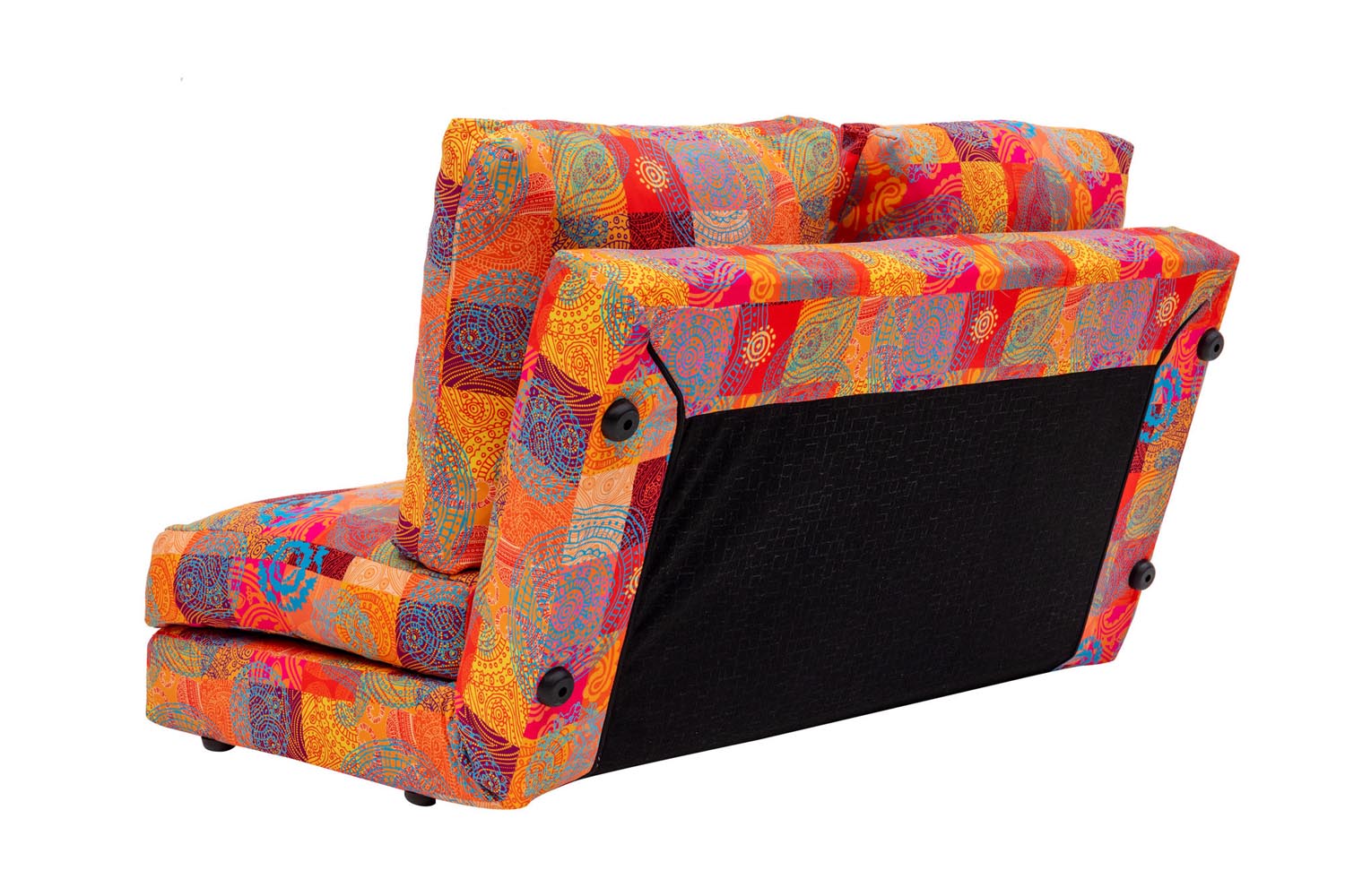 Taida - Patchwork in Mehrfarbig präsentiert im Onlineshop von KAQTU Design AG. Bettsofa ist von Atelier Del Sofa