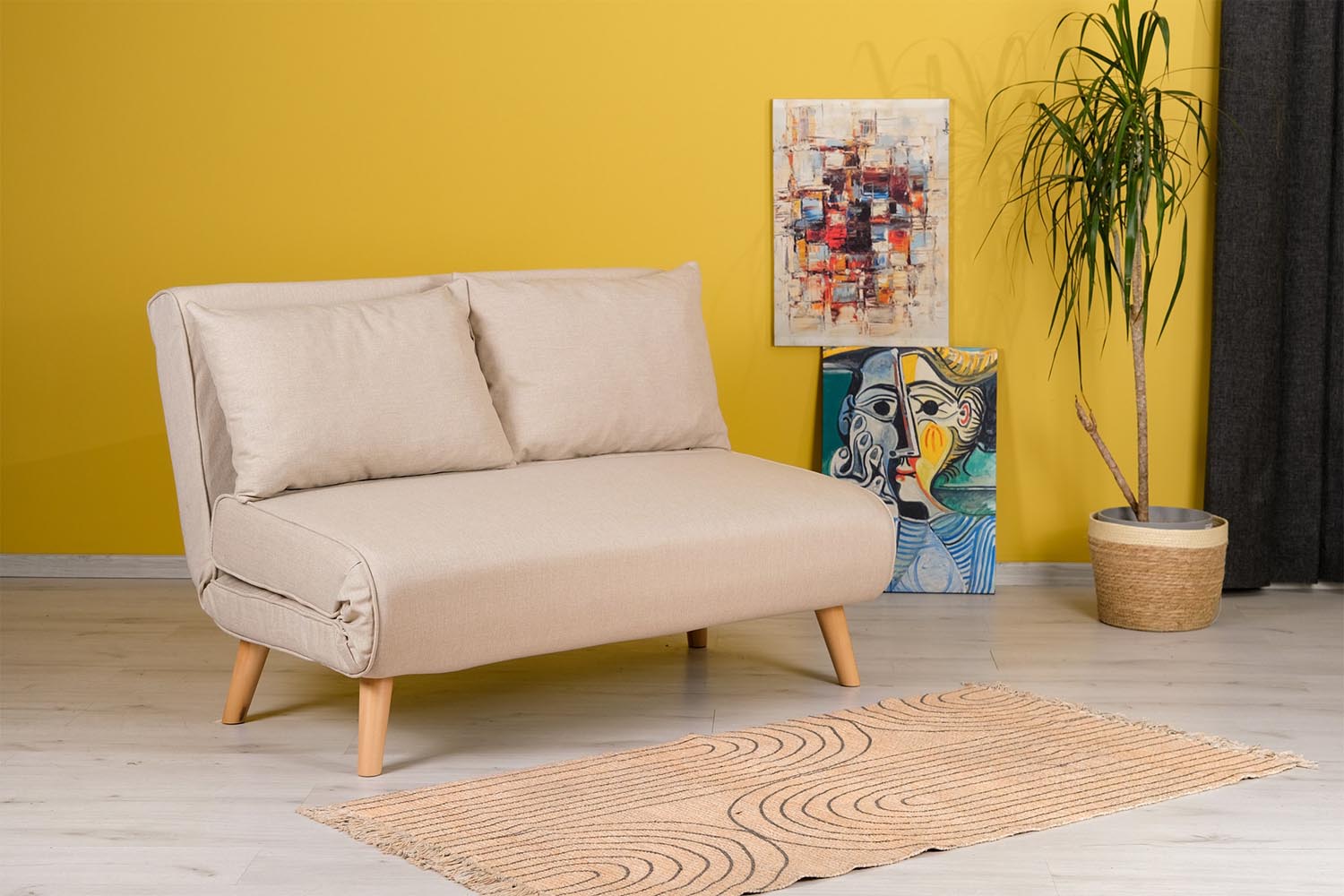 Folde 2-Seater - Cream in Sahne präsentiert im Onlineshop von KAQTU Design AG. Bettsofa ist von Atelier Del Sofa