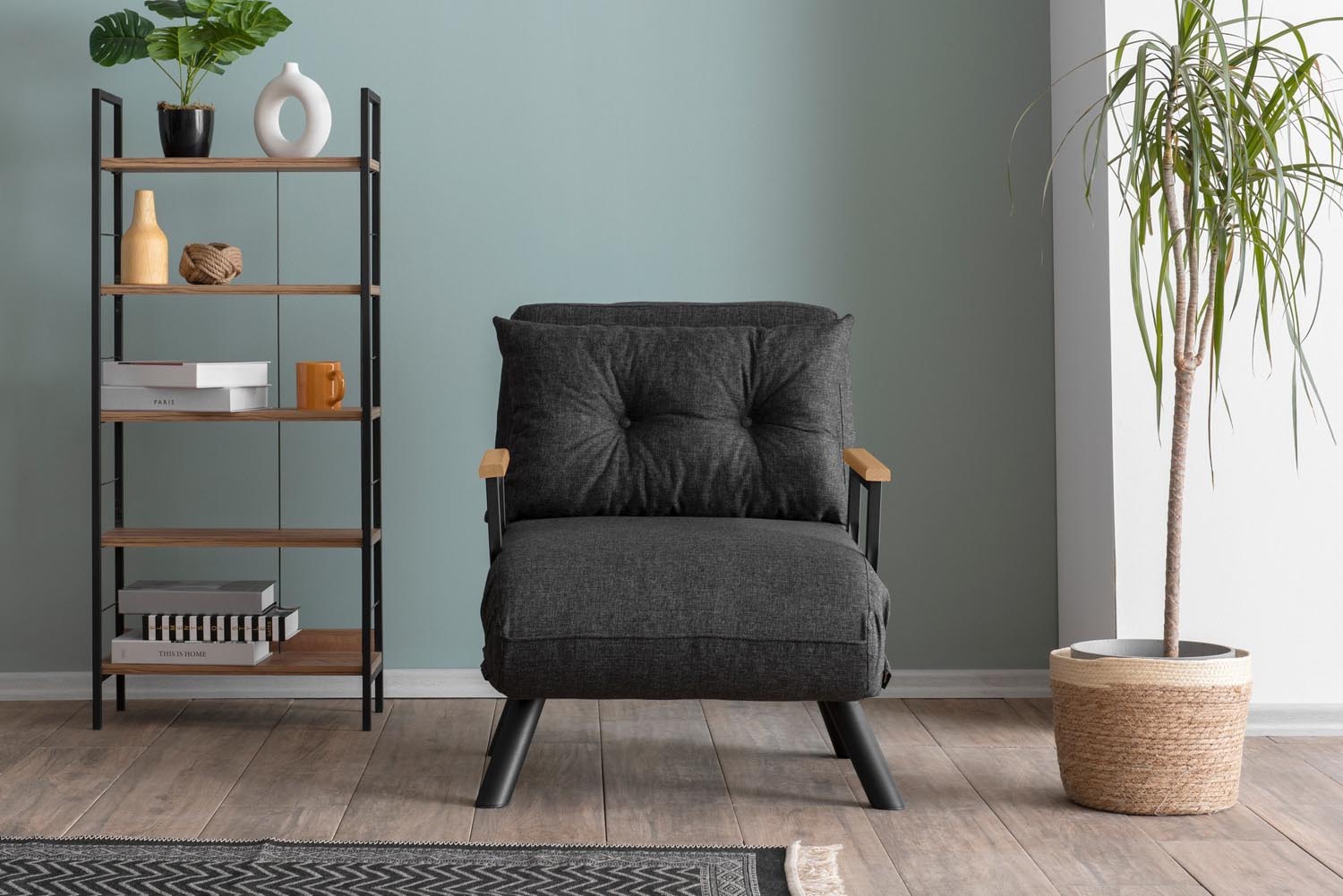 Sando Single - Dark Grey in Dunkelgrau präsentiert im Onlineshop von KAQTU Design AG. Bettsofa ist von Atelier Del Sofa