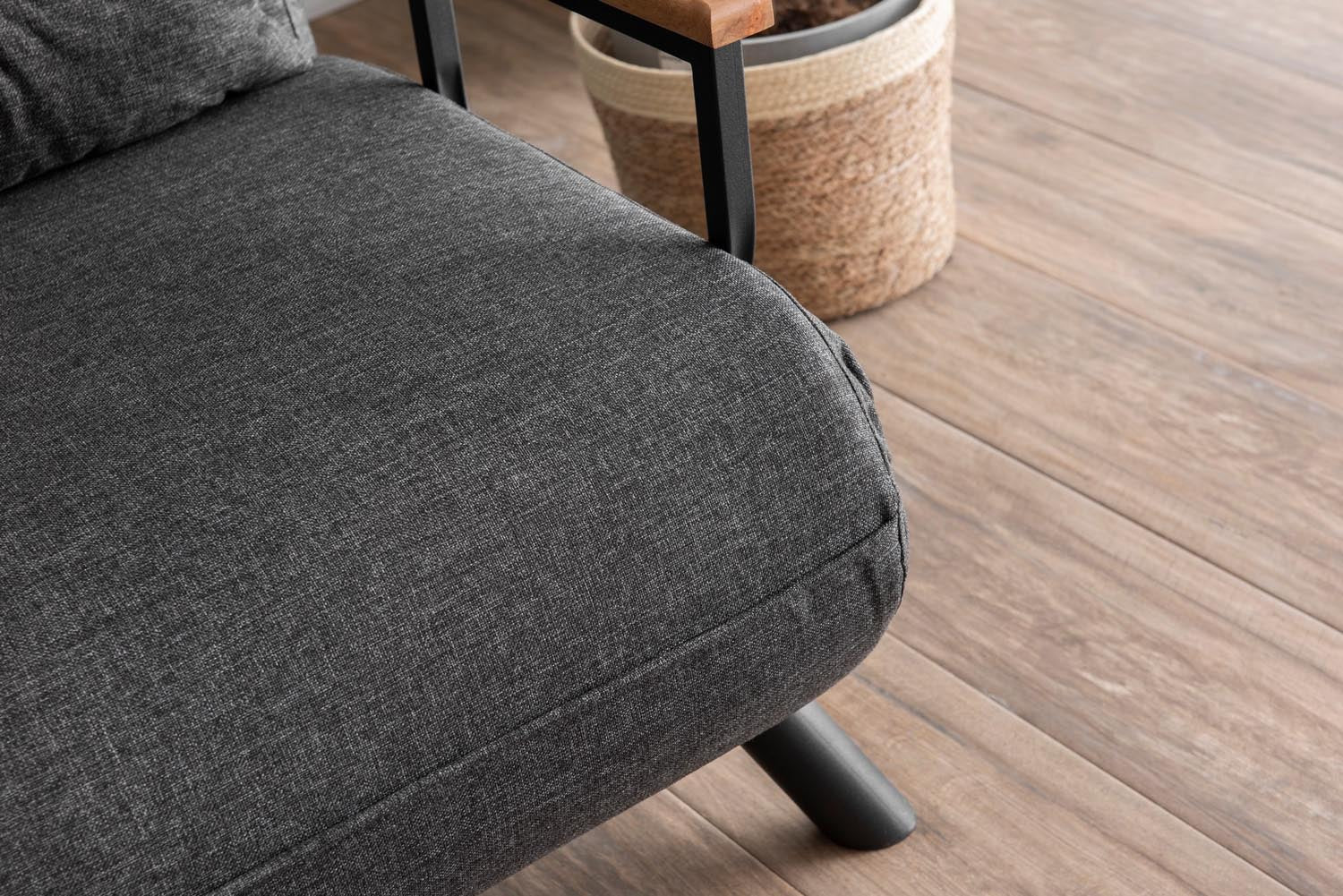 Sando 2-Seater - Dark Grey in Dunkelgrau präsentiert im Onlineshop von KAQTU Design AG. Bettsofa ist von Atelier Del Sofa