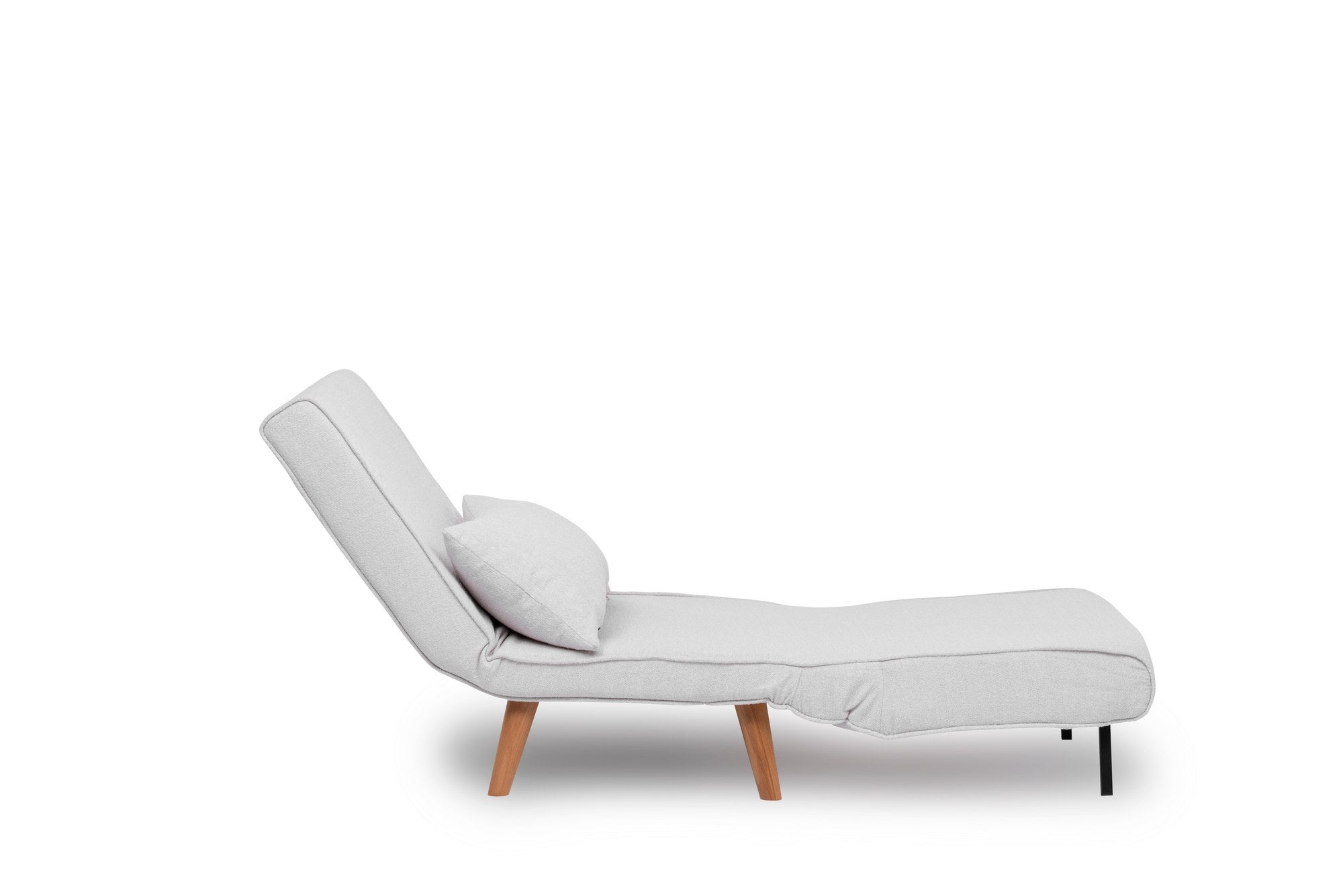 Folde Single - Teddy Fabric - White in Weiss präsentiert im Onlineshop von KAQTU Design AG. Bettsofa ist von Atelier Del Sofa