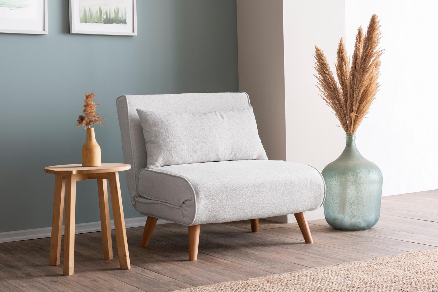 Folde Single - Teddy Fabric - White in Weiss präsentiert im Onlineshop von KAQTU Design AG. Bettsofa ist von Atelier Del Sofa