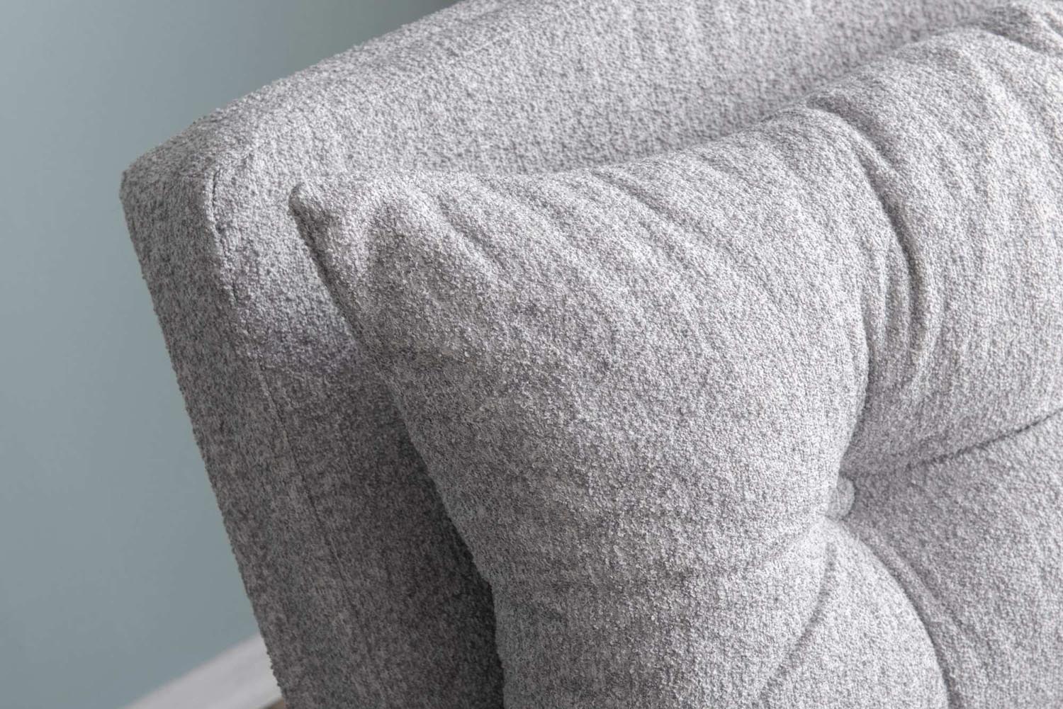 Sando Single - Teddy Fabric - Grey in Grau präsentiert im Onlineshop von KAQTU Design AG. Bettsofa ist von Atelier Del Sofa
