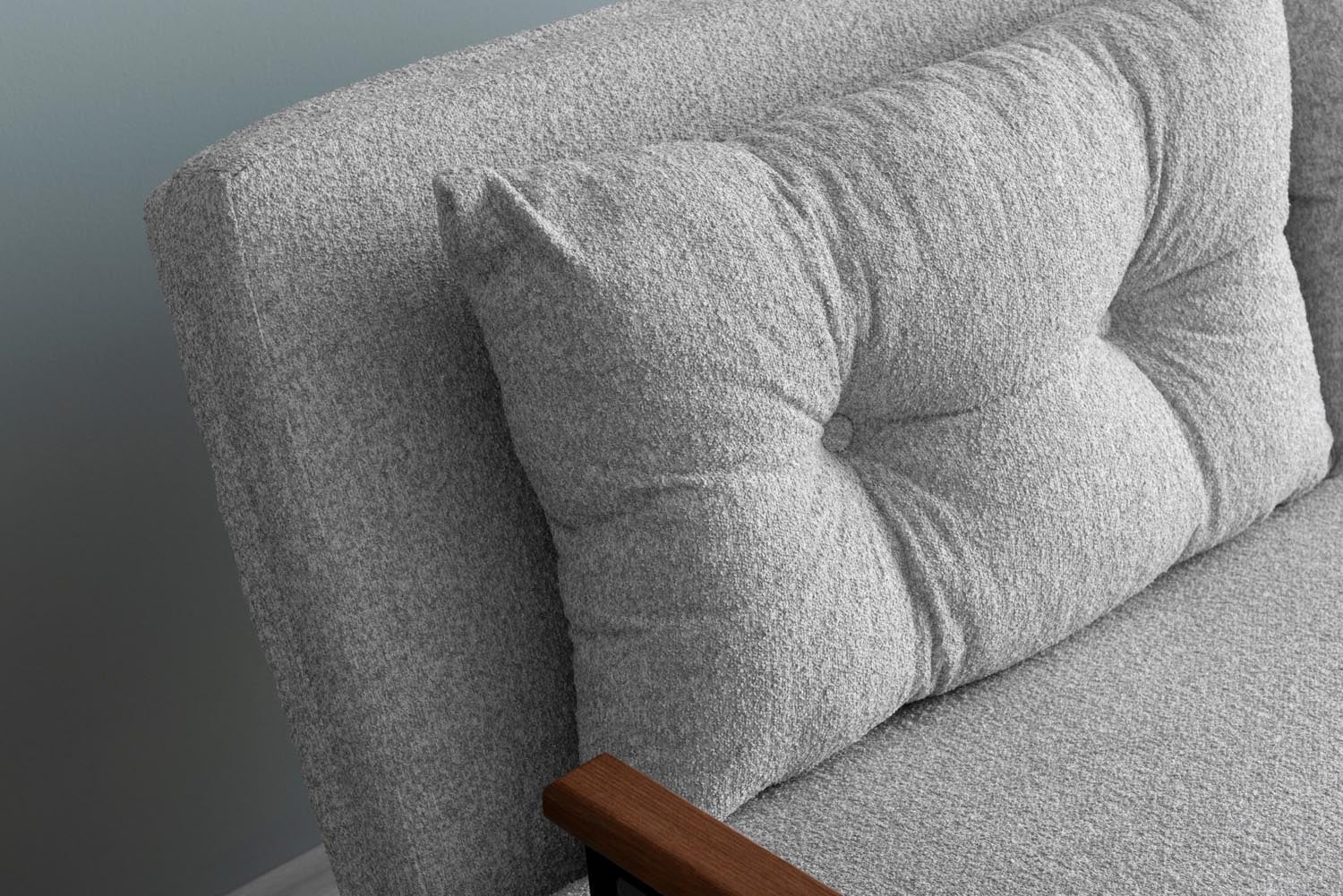 Sando 2-Seater - Teddy Fabric - Grey in Grau präsentiert im Onlineshop von KAQTU Design AG. Bettsofa ist von Atelier Del Sofa
