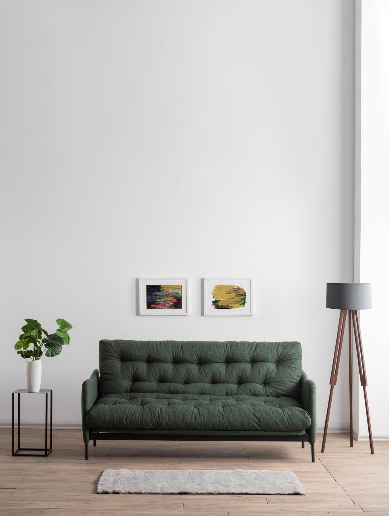 Renge - Green in Grün präsentiert im Onlineshop von KAQTU Design AG. Bettsofa ist von Atelier Del Sofa