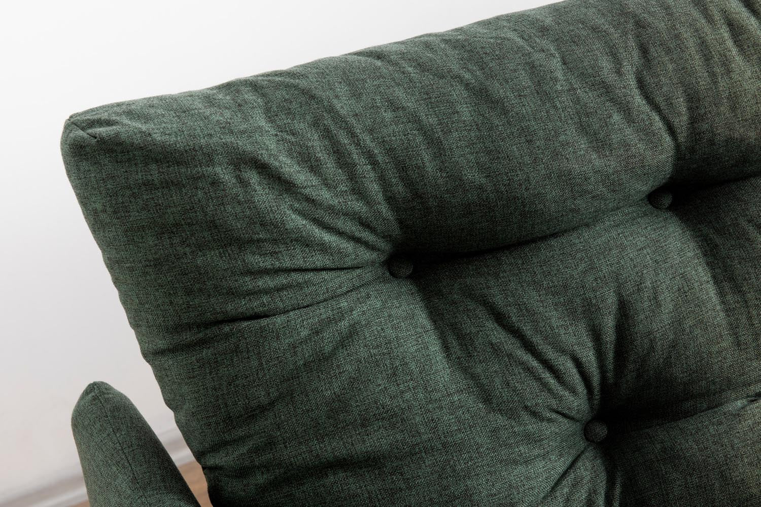 Renge - Green in Grün präsentiert im Onlineshop von KAQTU Design AG. Bettsofa ist von Atelier Del Sofa