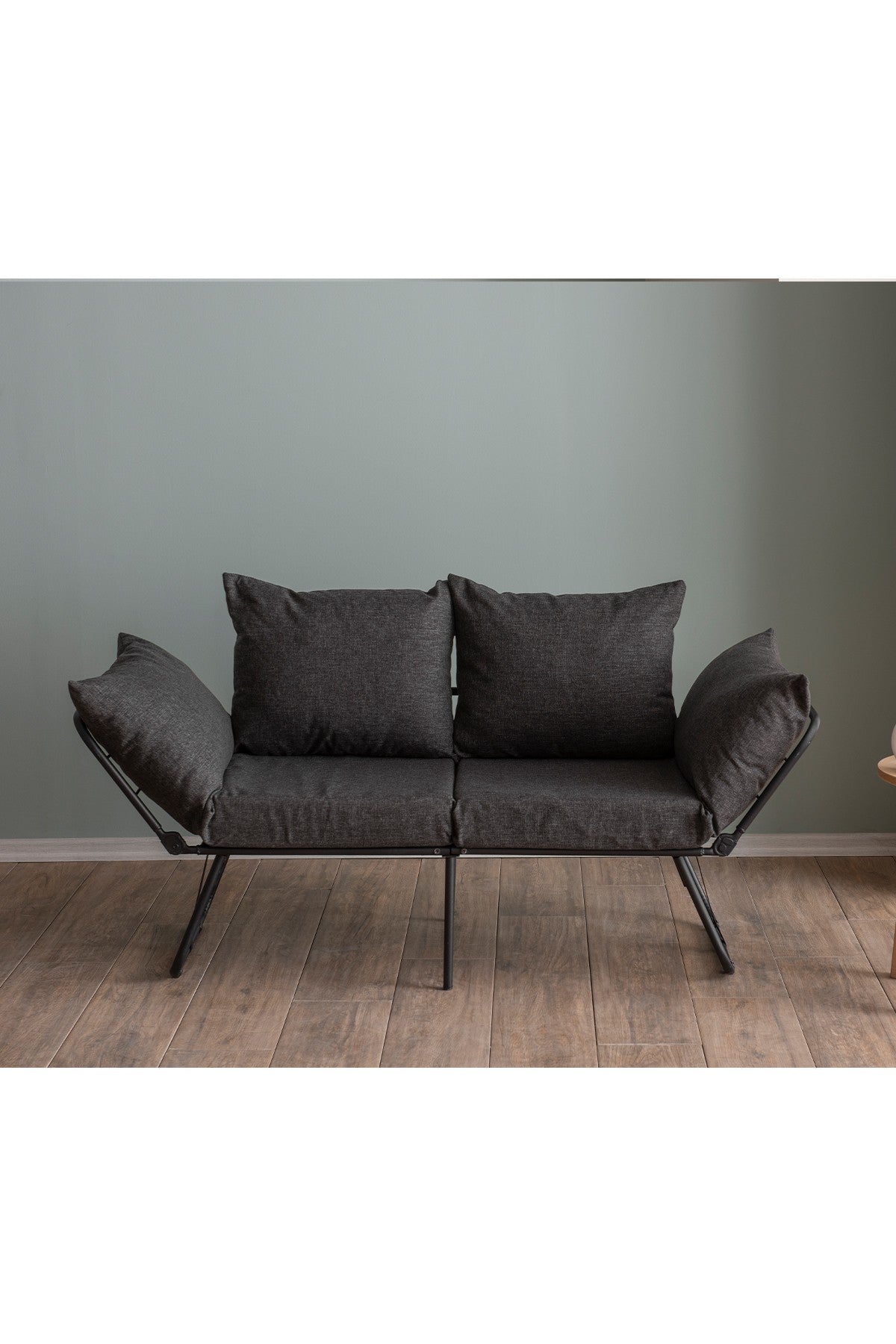 Viper 2-Seater - Dark Grey in Dunkelgrau präsentiert im Onlineshop von KAQTU Design AG. Bettsofa ist von Atelier Del Sofa