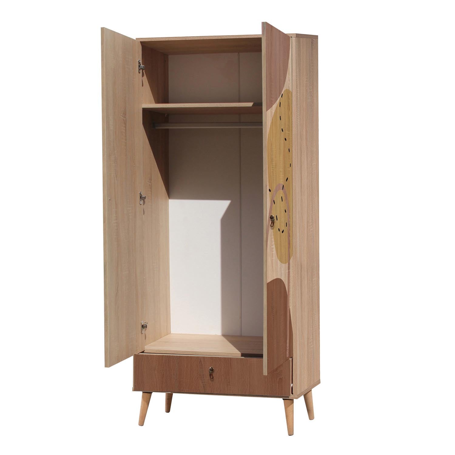 City Gardrop Form in Mehrfarbig präsentiert im Onlineshop von KAQTU Design AG. Garderobe ist von Hanah Home