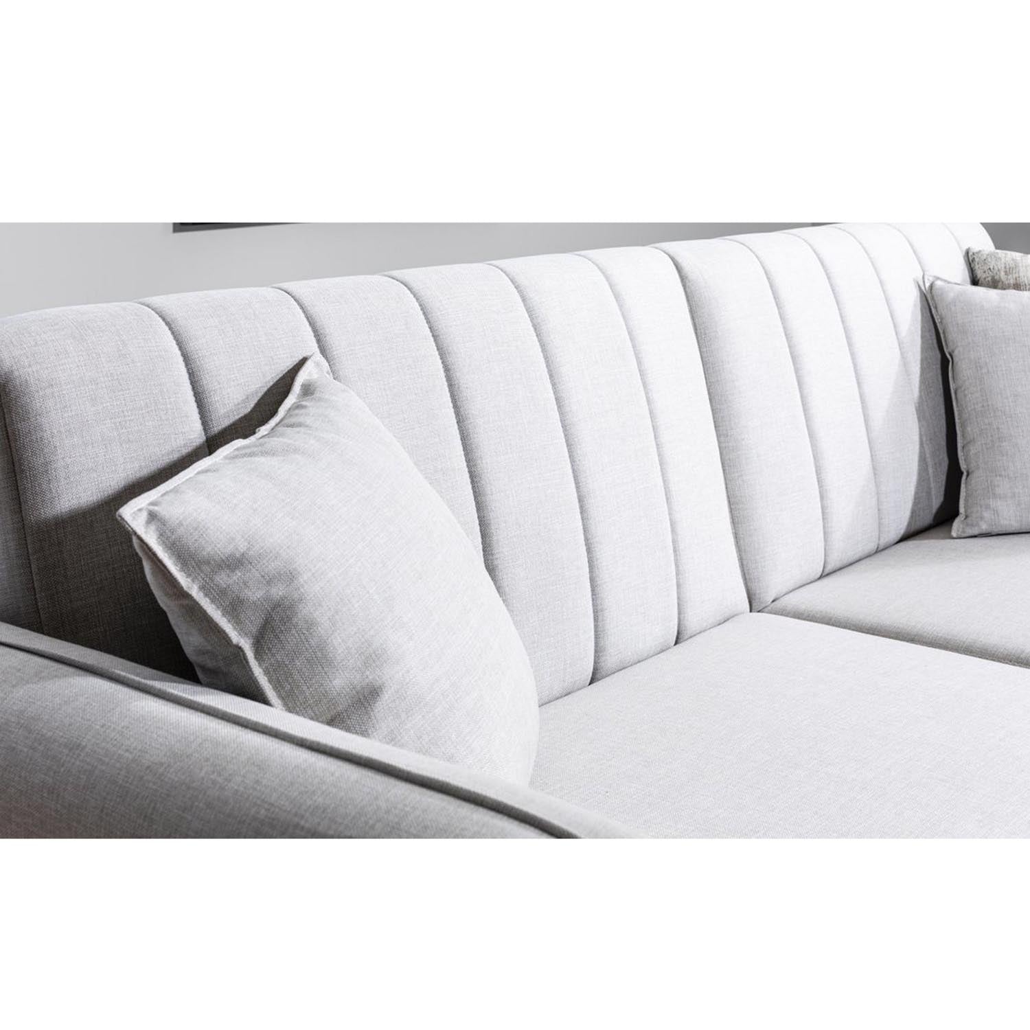 Aqua - Cream in Sahne präsentiert im Onlineshop von KAQTU Design AG. Bettsofa ist von Atelier Del Sofa