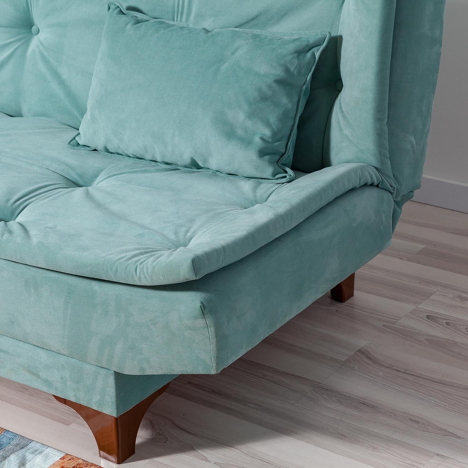 Kelebek - Sea Green in Meeresgrün präsentiert im Onlineshop von KAQTU Design AG. Bettsofa ist von Atelier Del Sofa