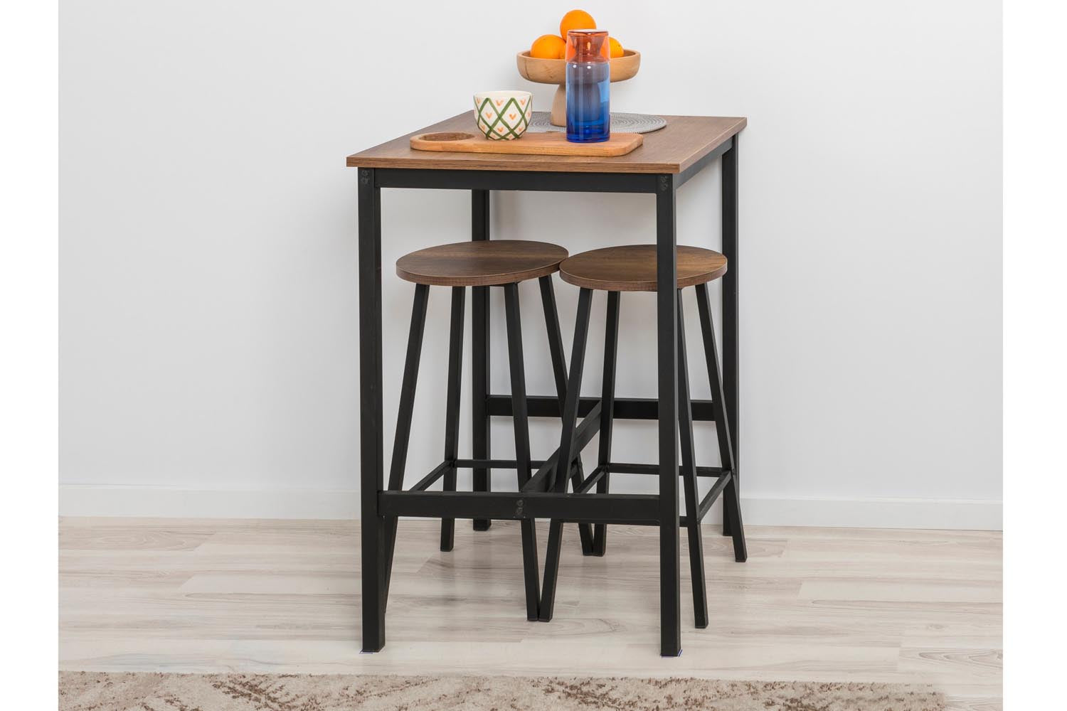 Mola - Barok Black in Schwarz präsentiert im Onlineshop von KAQTU Design AG. Barhocker ist von Hanah Home