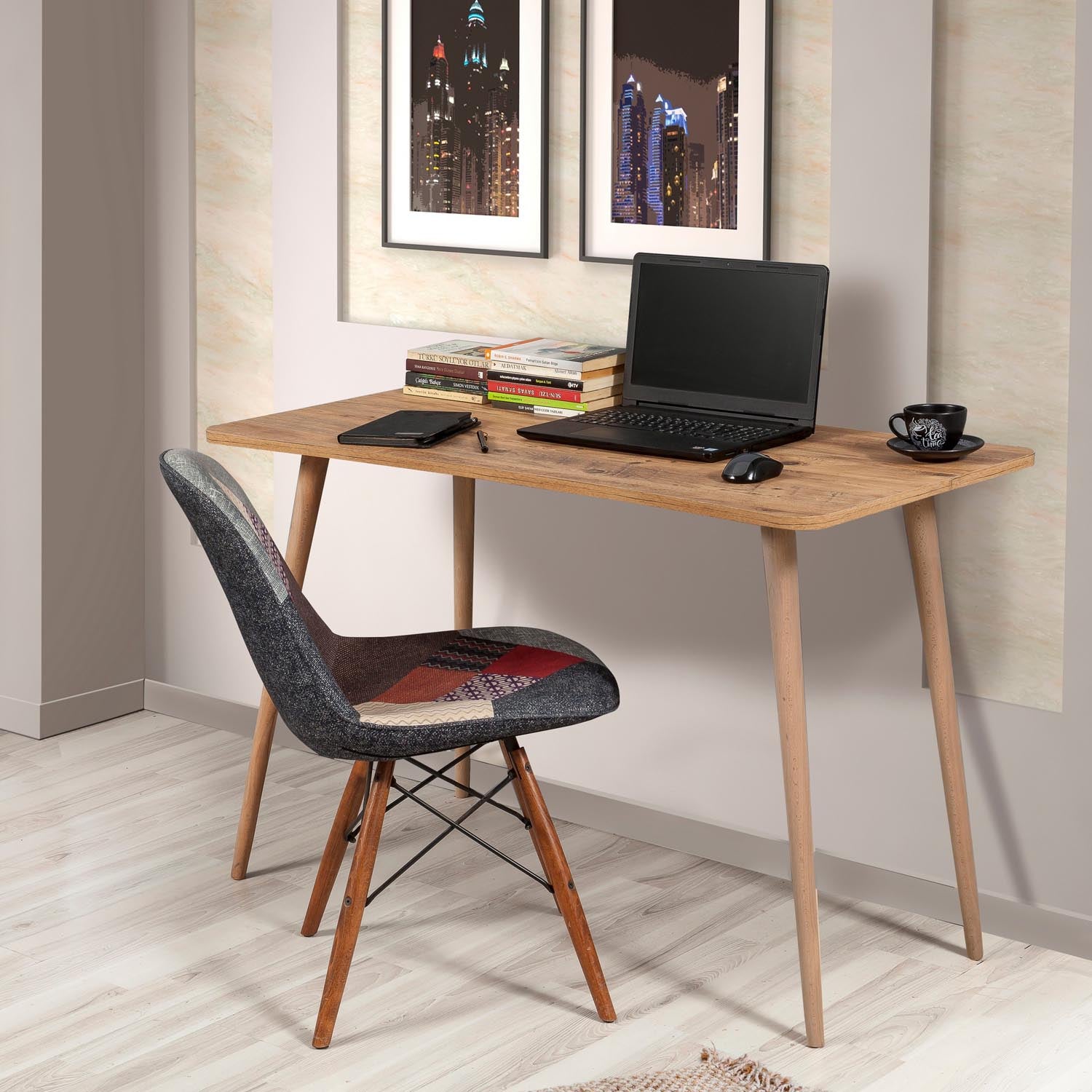 Fabio - Atlantic in Atlantische Kiefer präsentiert im Onlineshop von KAQTU Design AG. Schreibtisch ist von Hanah Home