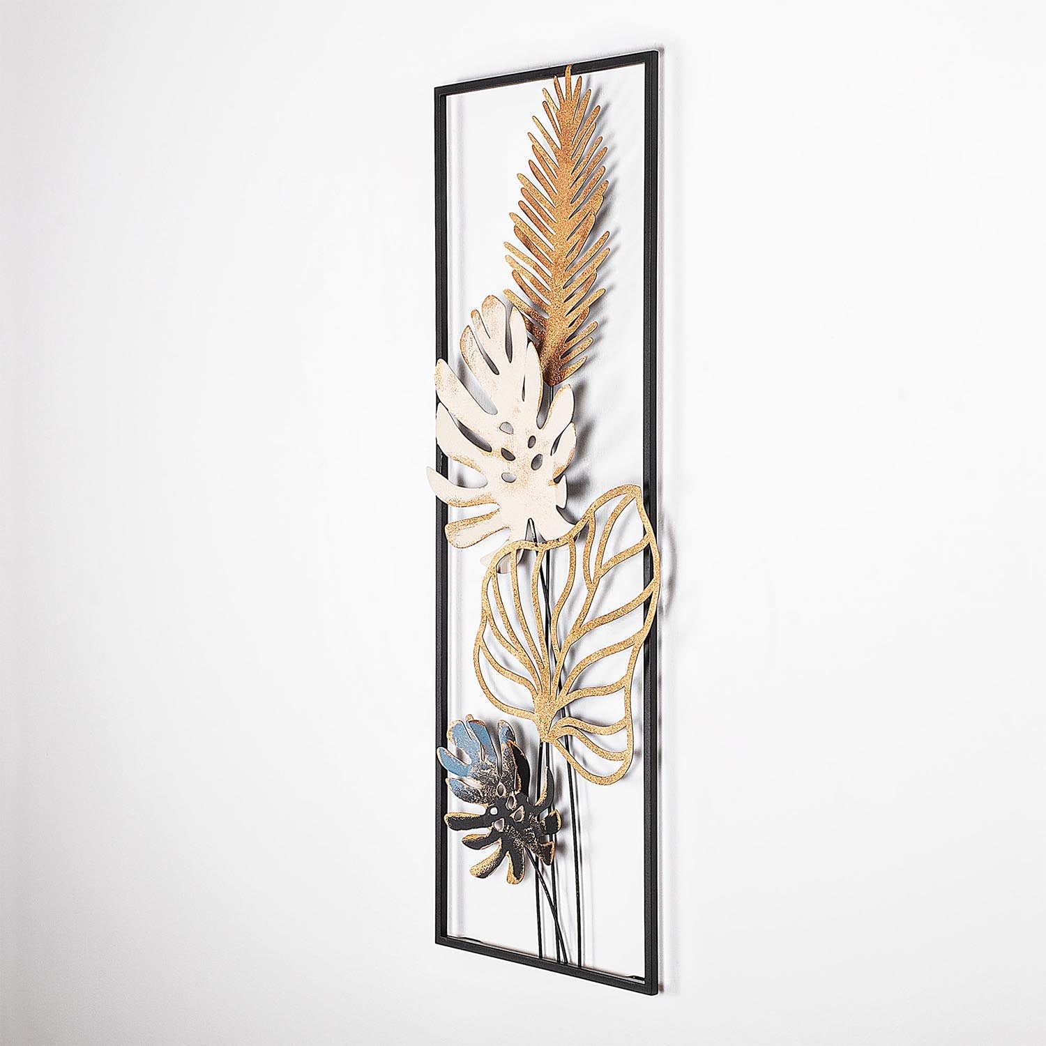 Palm Leaves in Mehrfarbig präsentiert im Onlineshop von KAQTU Design AG. Wanddeko ist von Wallity
