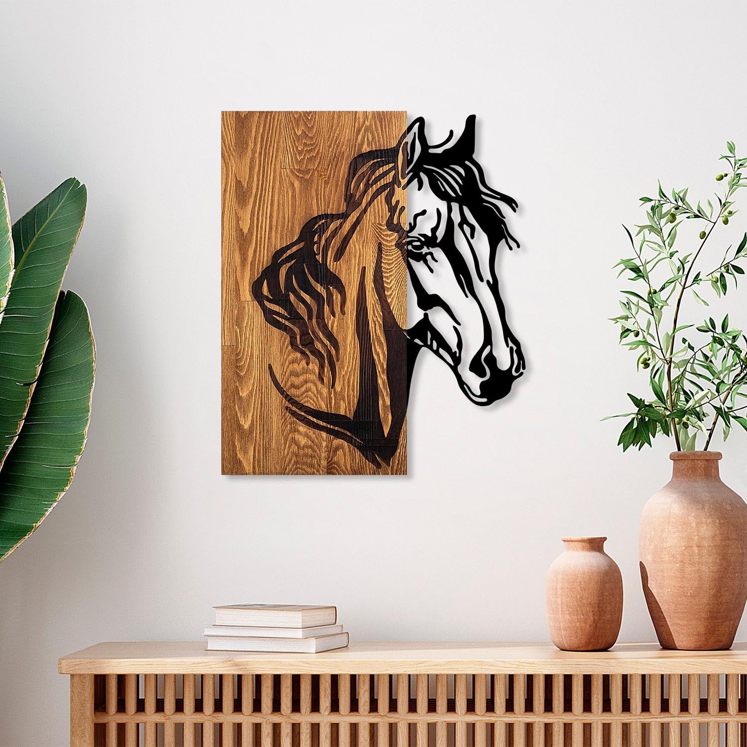 Horse 1 in Walnuss Schwarz präsentiert im Onlineshop von KAQTU Design AG. Wanddeko ist von Wallity