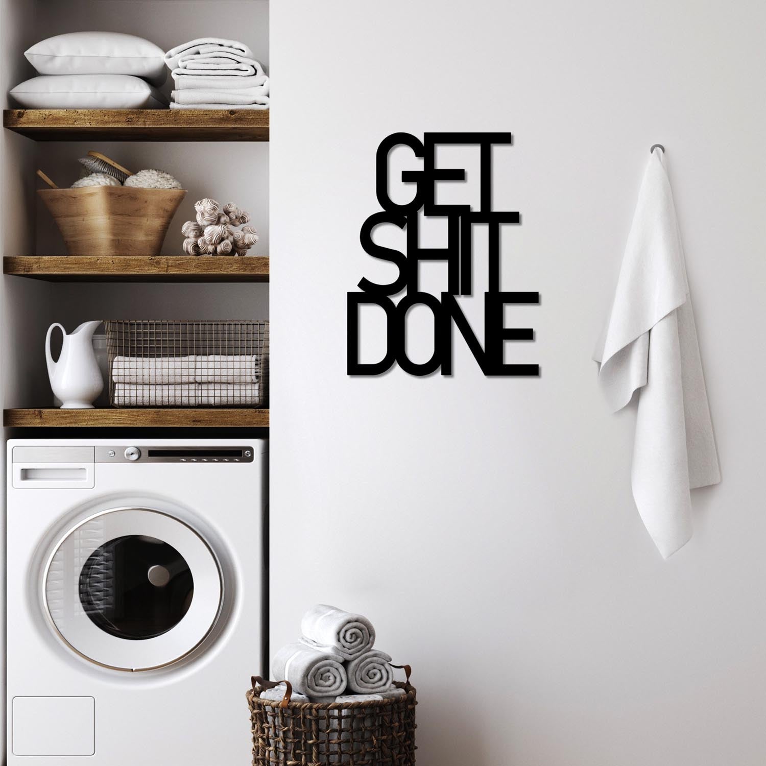 Get Shit Done 15 in Schwarz präsentiert im Onlineshop von KAQTU Design AG. Wanddeko ist von Wallity