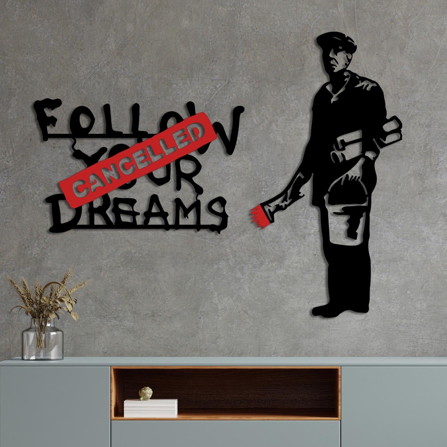 Banksy Metal 06 in Weiss Rot präsentiert im Onlineshop von KAQTU Design AG. Wanddeko ist von Wallity