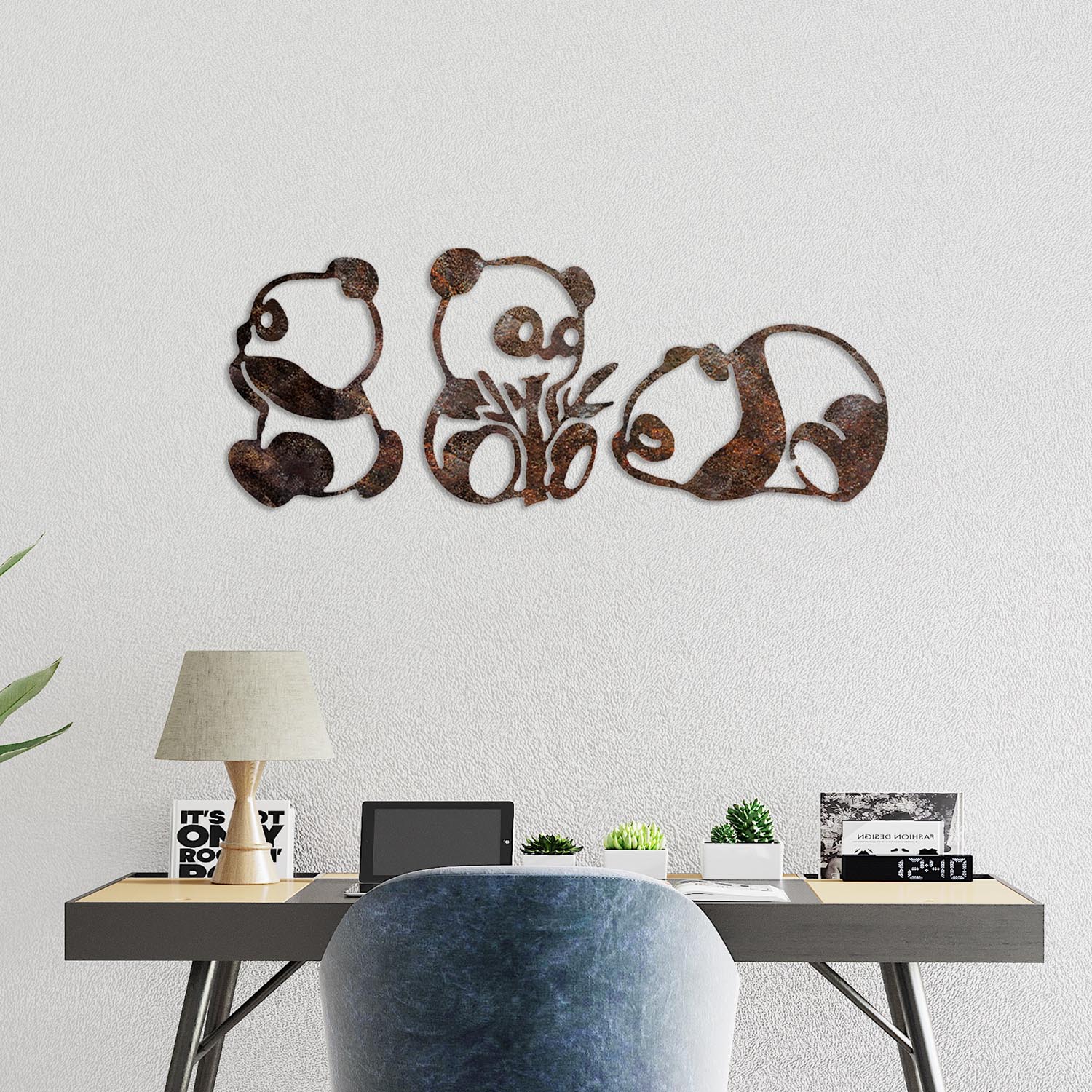 Rusty Panda in Antiquation präsentiert im Onlineshop von KAQTU Design AG. Wanddeko ist von Wallity