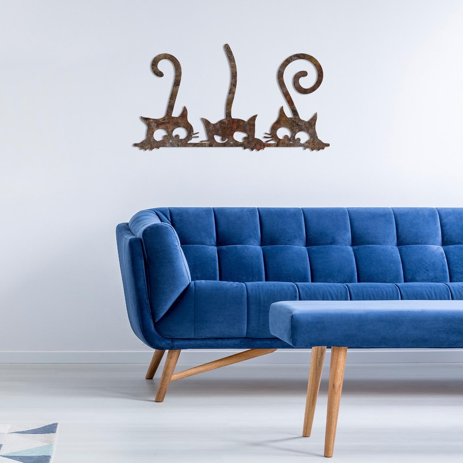 Rusty Cats 1 in Antiquation präsentiert im Onlineshop von KAQTU Design AG. Wanddeko ist von Wallity