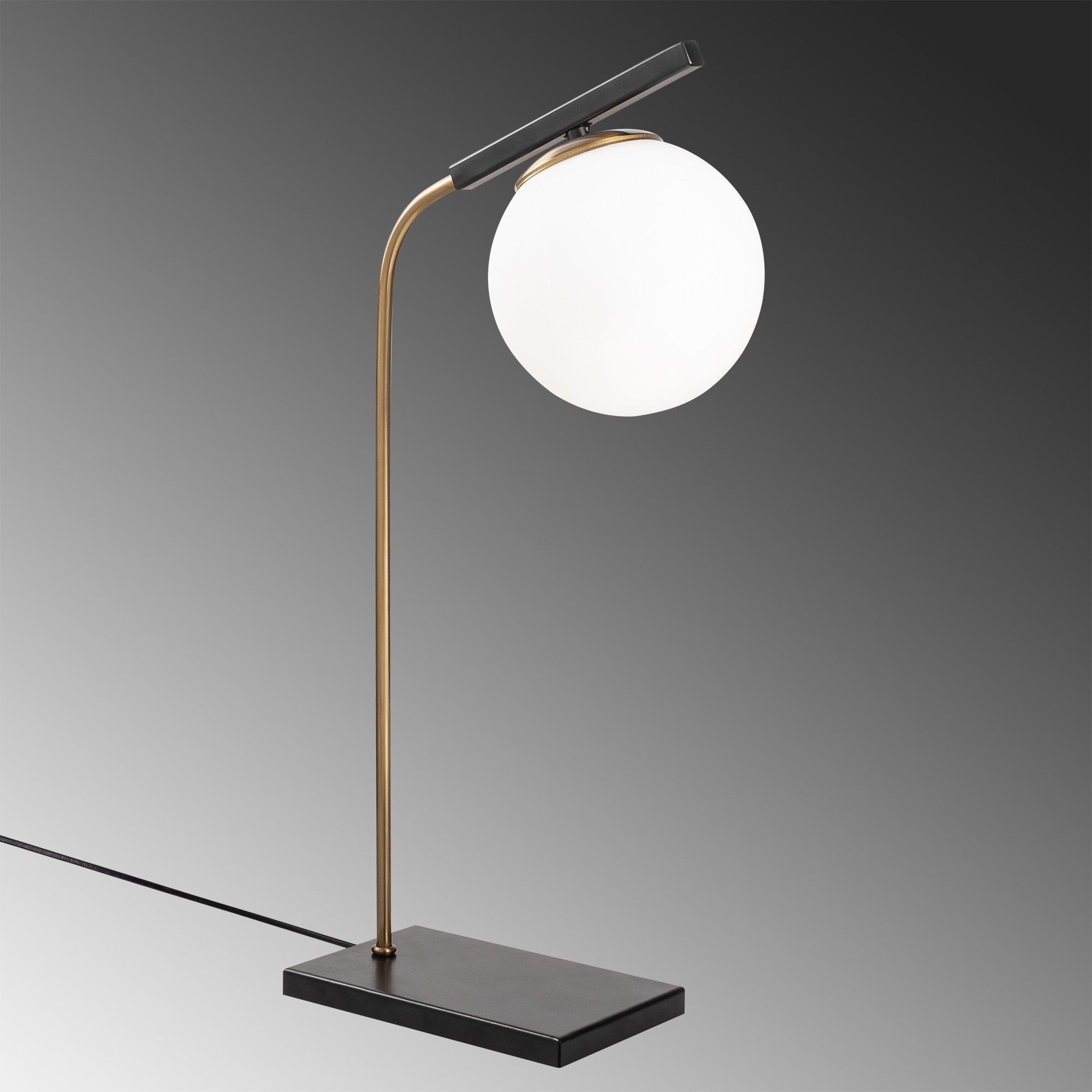 Yıldız - 4021 in Gold
 Schwarz präsentiert im Onlineshop von KAQTU Design AG. Tischleuchte ist von Opviq