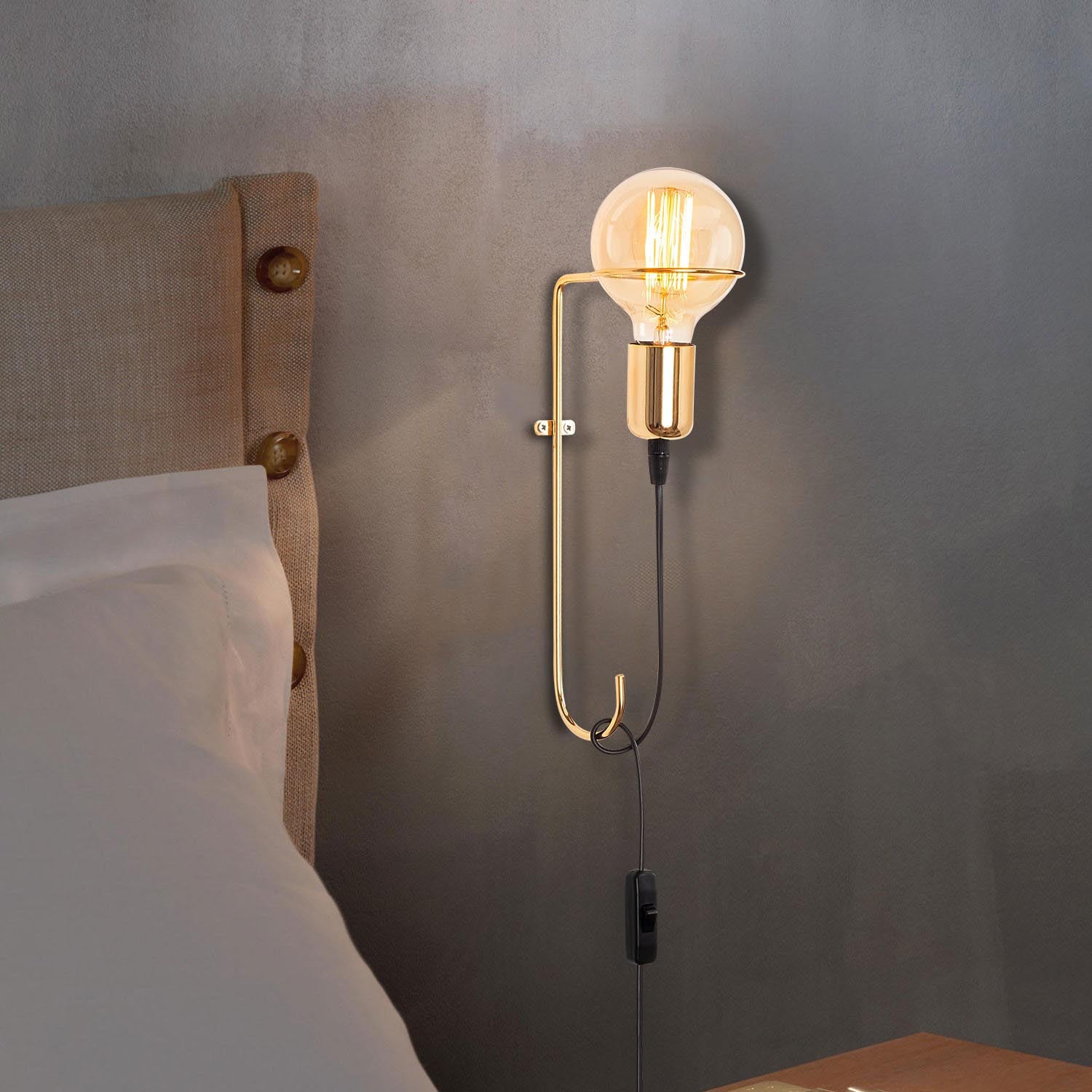 Pota - 3662 in Gold präsentiert im Onlineshop von KAQTU Design AG. Wandleuchte ist von Opviq