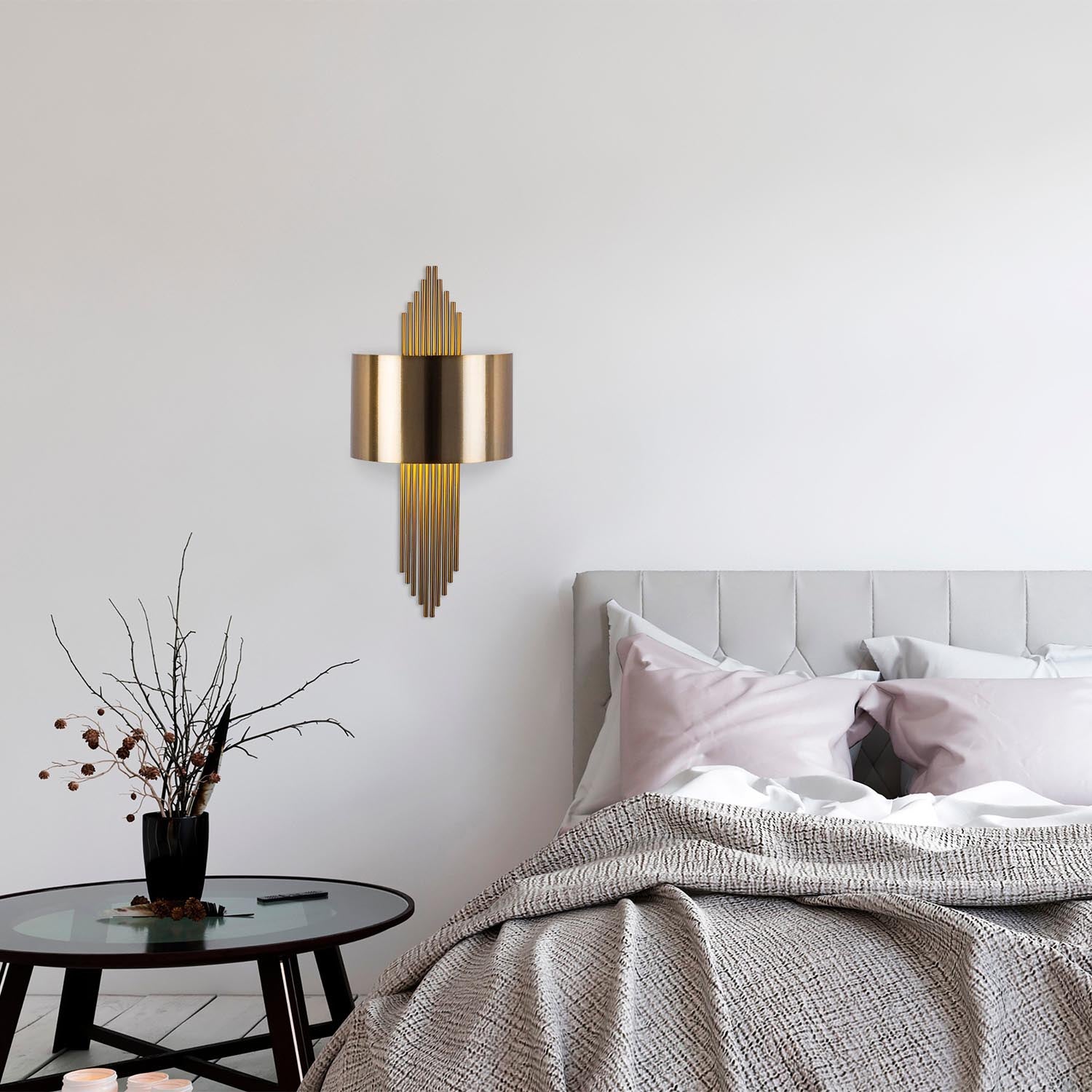 619 - A in Vintage präsentiert im Onlineshop von KAQTU Design AG. Wandleuchte ist von Opviq