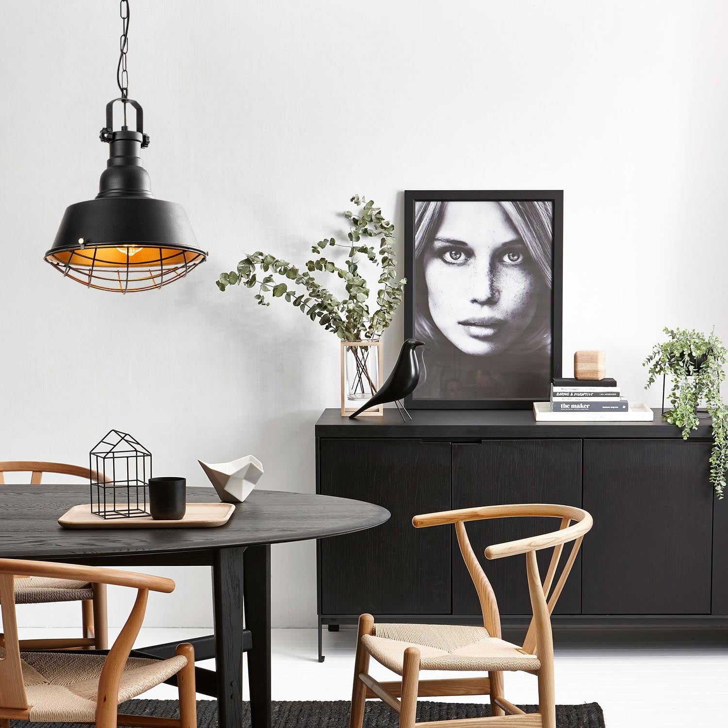 Sağlam - 3716 in Schwarz Gold präsentiert im Onlineshop von KAQTU Design AG. Pendelleuchte ist von Opviq