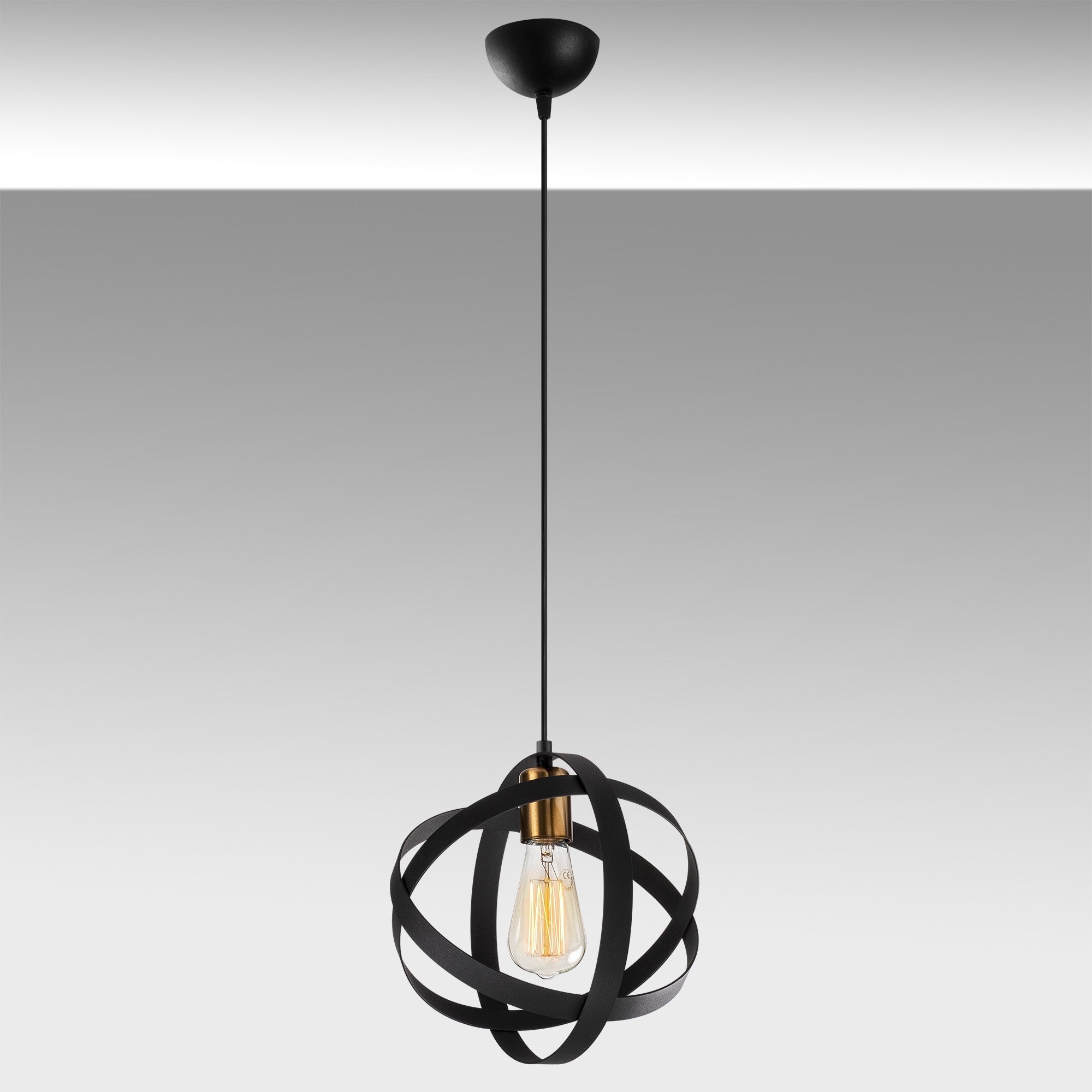 Gezegen - 6101 in Schwarz Antiquität präsentiert im Onlineshop von KAQTU Design AG. Pendelleuchte ist von Opviq