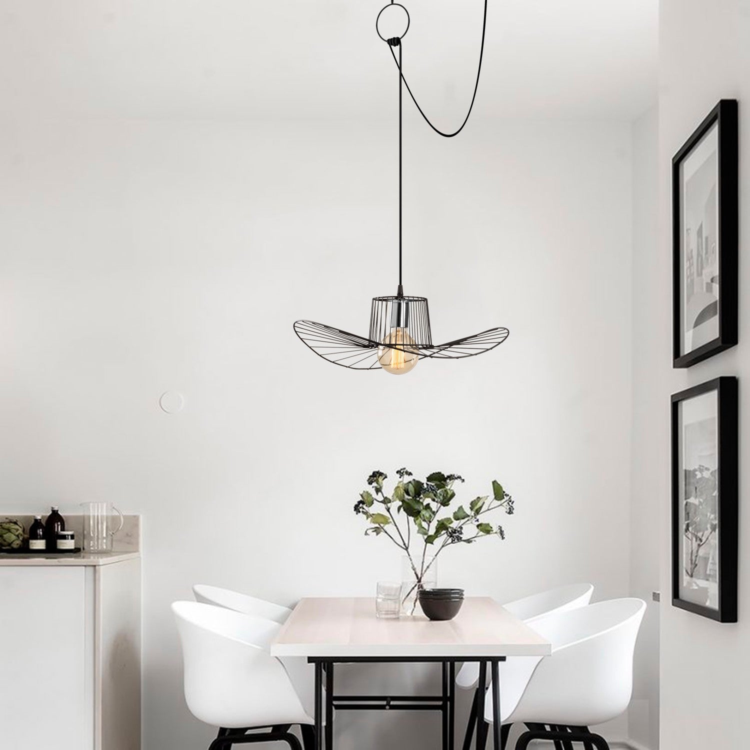 Tel - 6726 in Schwarz präsentiert im Onlineshop von KAQTU Design AG. Pendelleuchte ist von Opviq