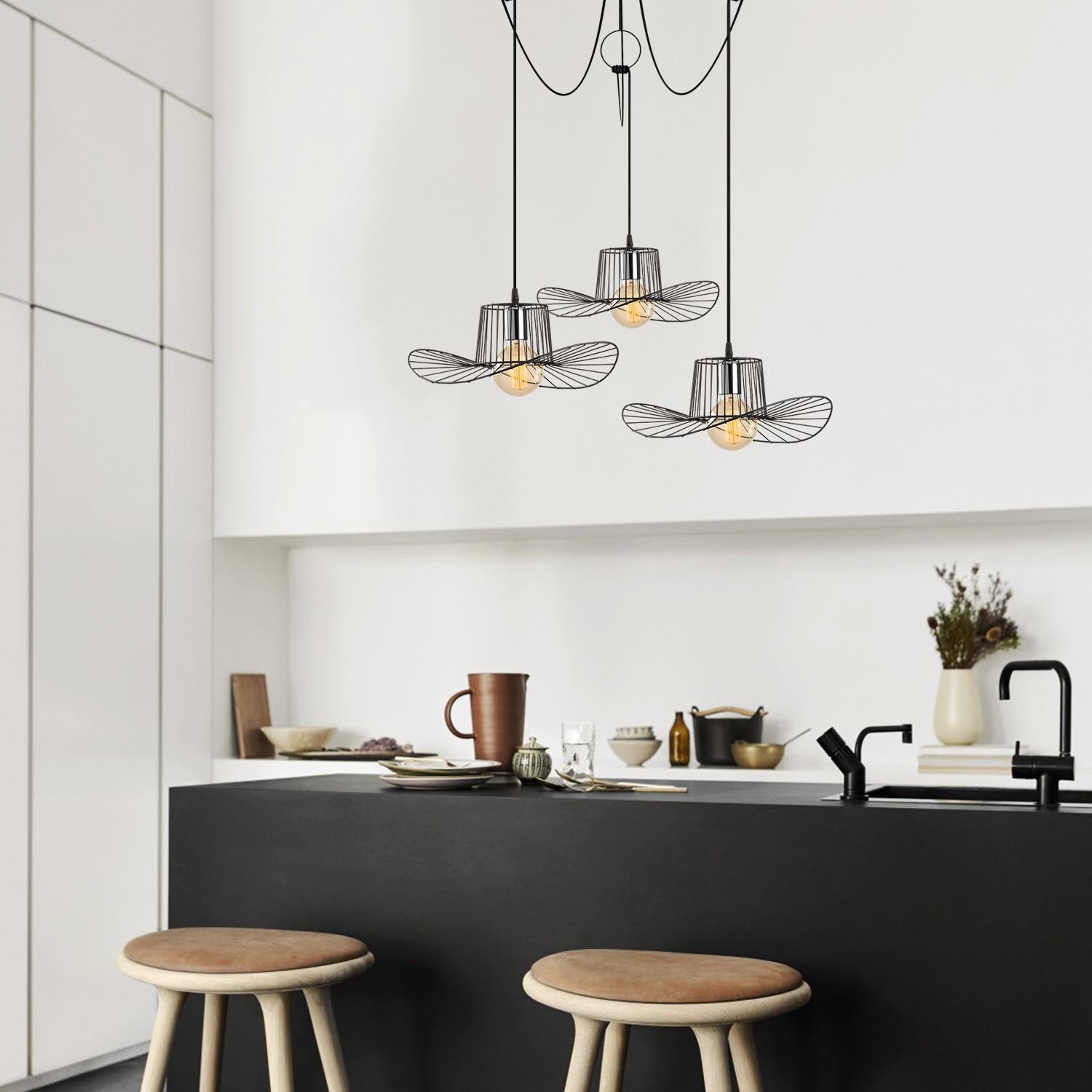 Tel - 6741 in Schwarz präsentiert im Onlineshop von KAQTU Design AG. Pendelleuchte ist von Opviq