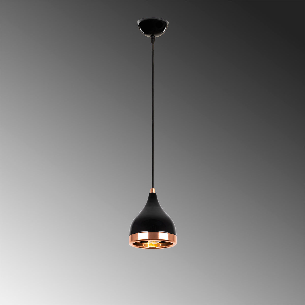 Yıldo Pendellampe - Schwarz
 Kupfer in Schwarz
 Kupfer präsentiert im Onlineshop von KAQTU Design AG. Pendelleuchte ist von Opviq