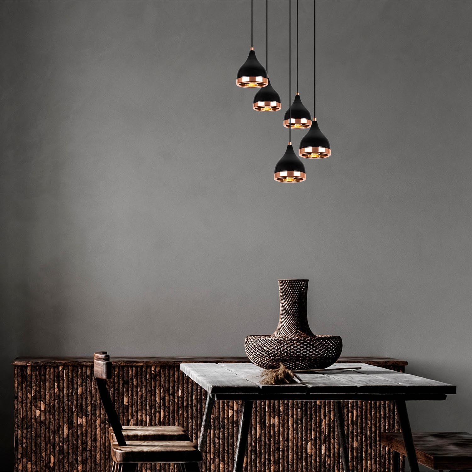 Yıldo - 7005 in Schwarz
 Kupfer präsentiert im Onlineshop von KAQTU Design AG. Pendelleuchte ist von Opviq