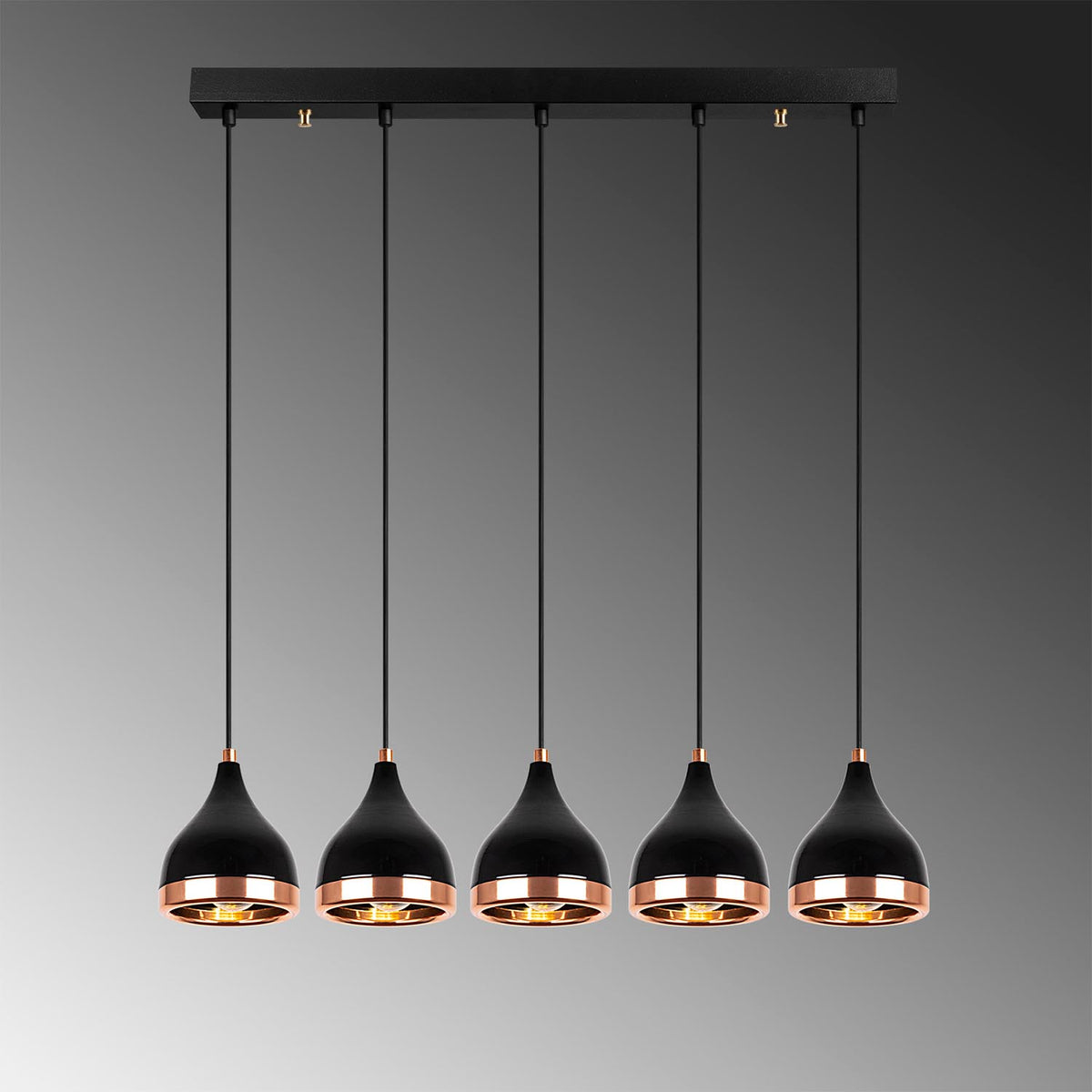 Yıldo Pendellampe - Schwarz
 Kupfer in Schwarz
 Kupfer präsentiert im Onlineshop von KAQTU Design AG. Pendelleuchte ist von Opviq