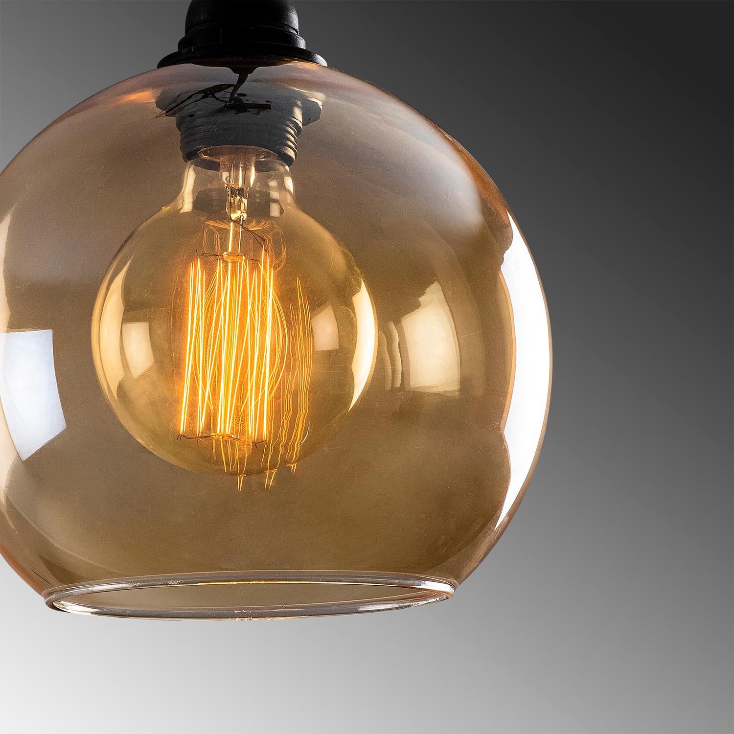 Gold - 022 in Gold
 Schwarz präsentiert im Onlineshop von KAQTU Design AG. Pendelleuchte ist von Opviq